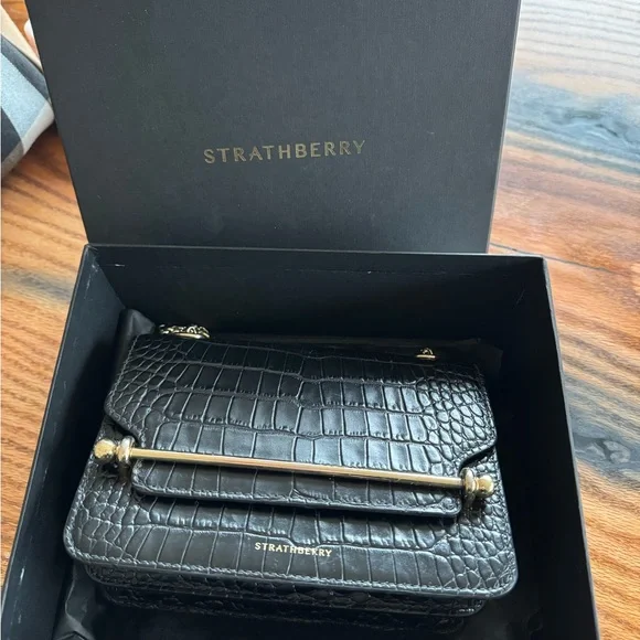 Strathberry crossbody - Picture 3 of 9